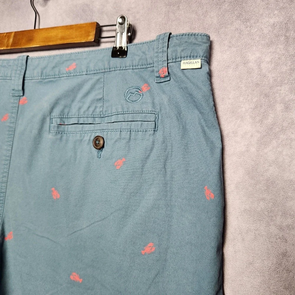 Magellan Outdoors Mens 38 Blue Lobster Print All Over Chino Shorts Casual Summer